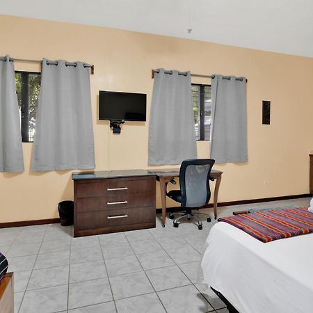 Drift Inn Cayo Santa Elena 外观 照片
